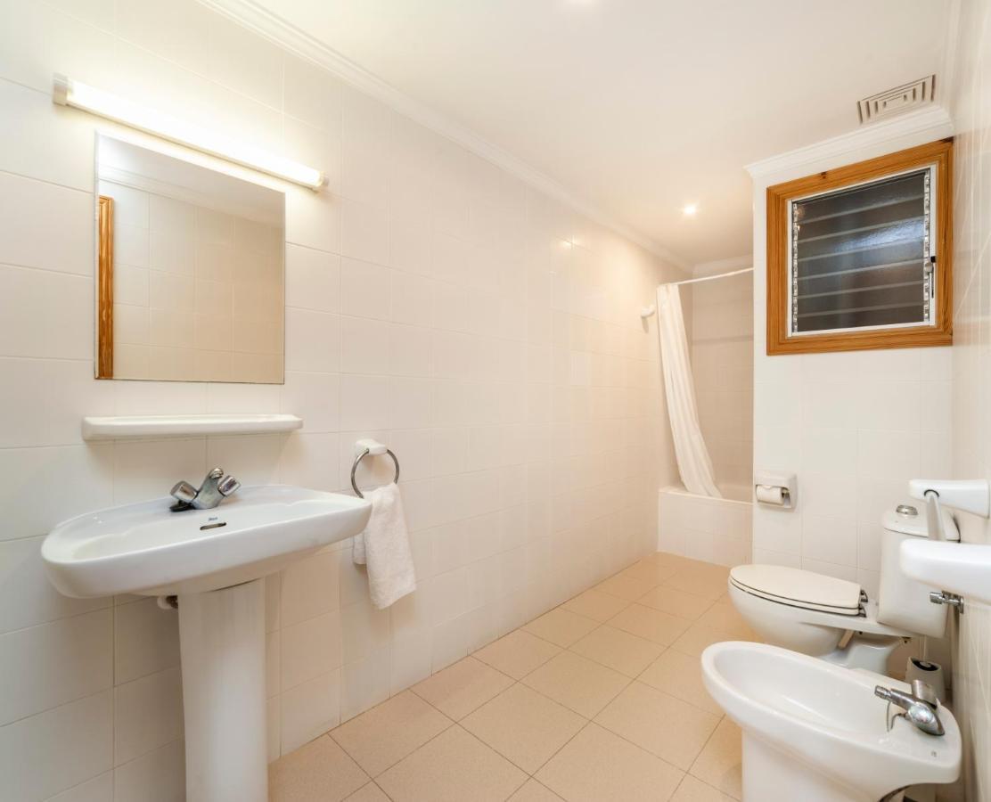 Apartamentos Charlys Can Picafort Can Picafort  Luaran gambar
