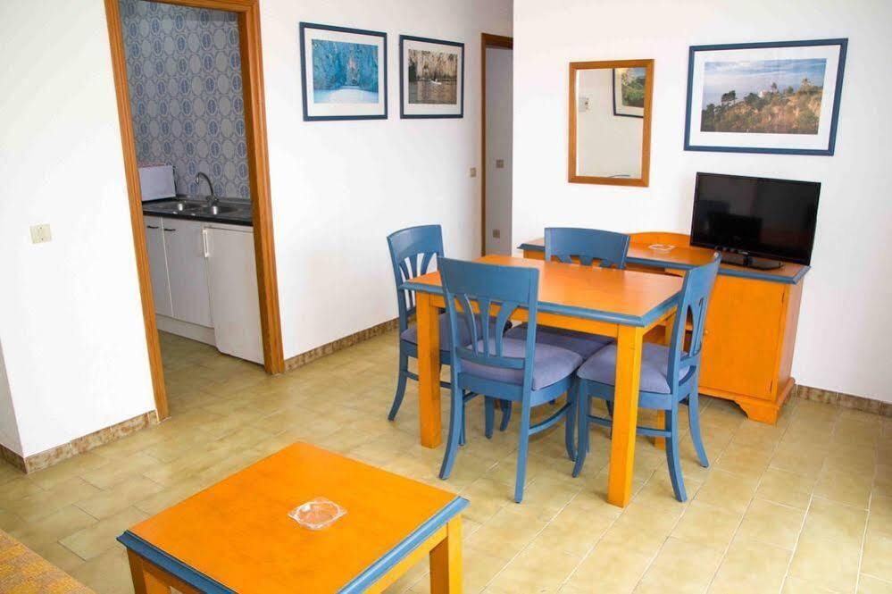 Apartamentos Charlys Can Picafort Can Picafort  Luaran gambar
