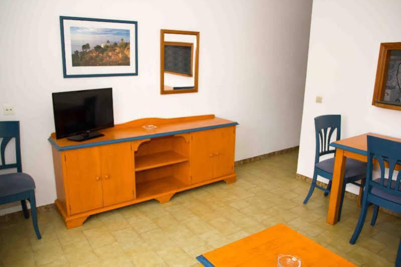 Apartamentos Charlys Can Picafort Can Picafort  Luaran gambar